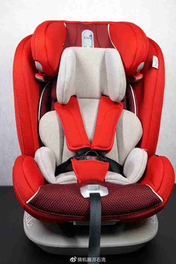 不容忽视的儿童乘车安全保障：kiwy儿童安全座椅使用分享